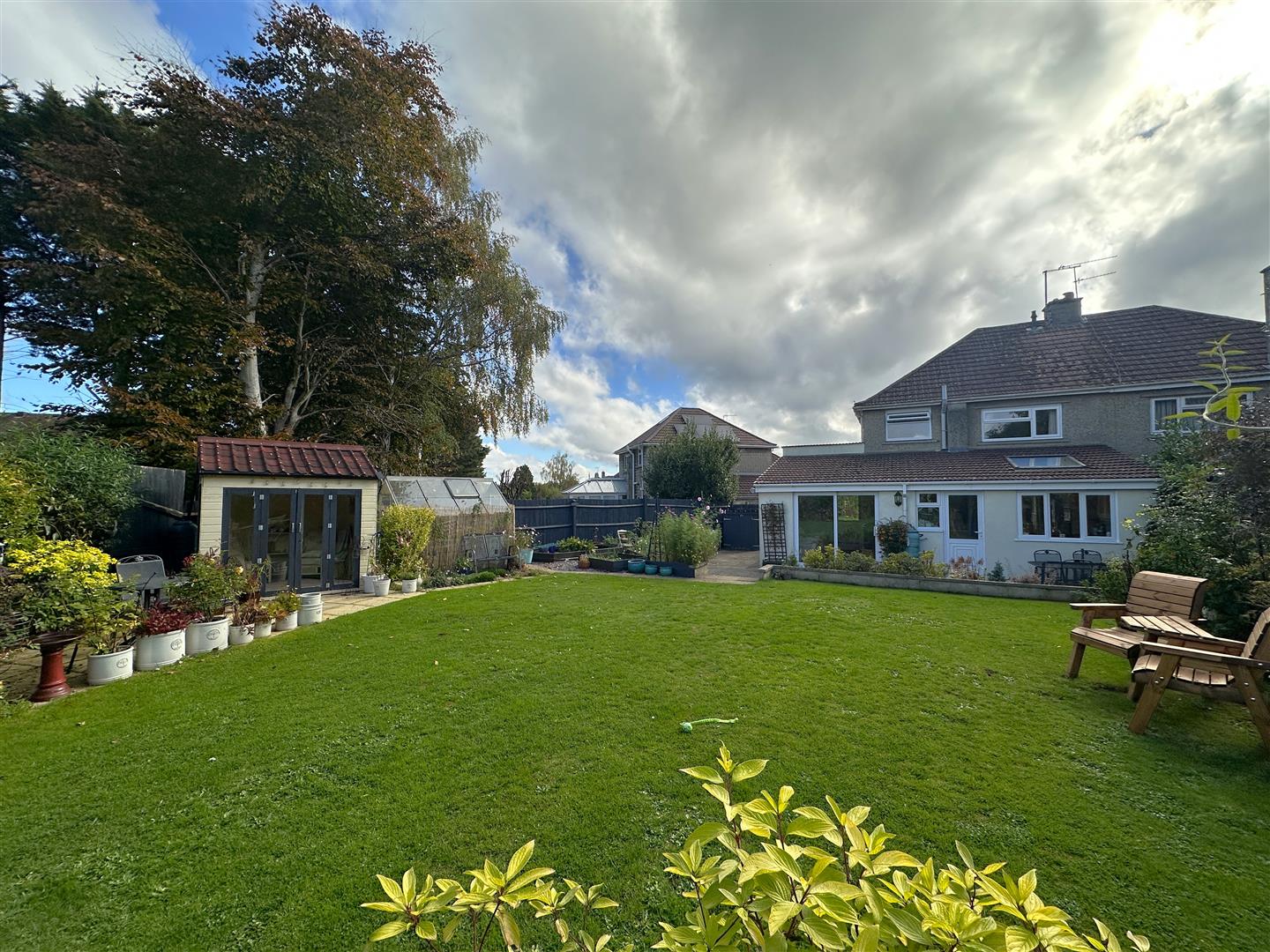 Orchard Crescent, Chippenham